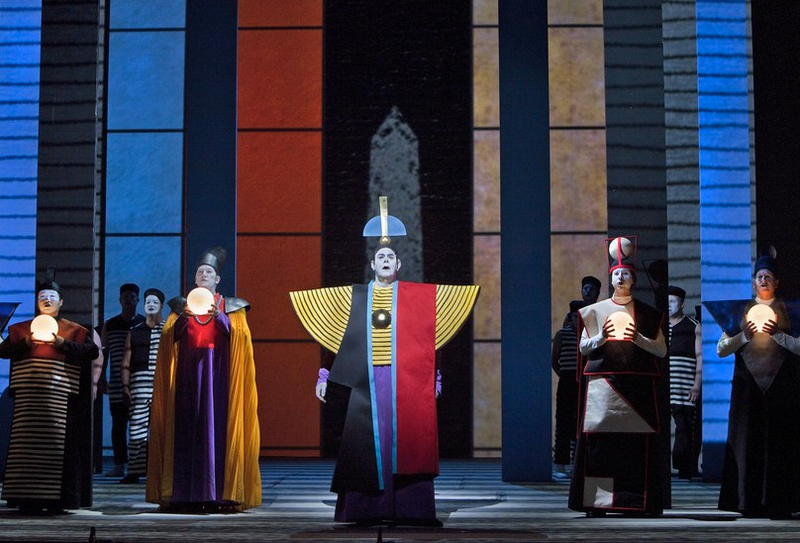 Illustration for article titled Seriously, These Opera Costumes Are The Most Insane Thing We've Seen in Ages